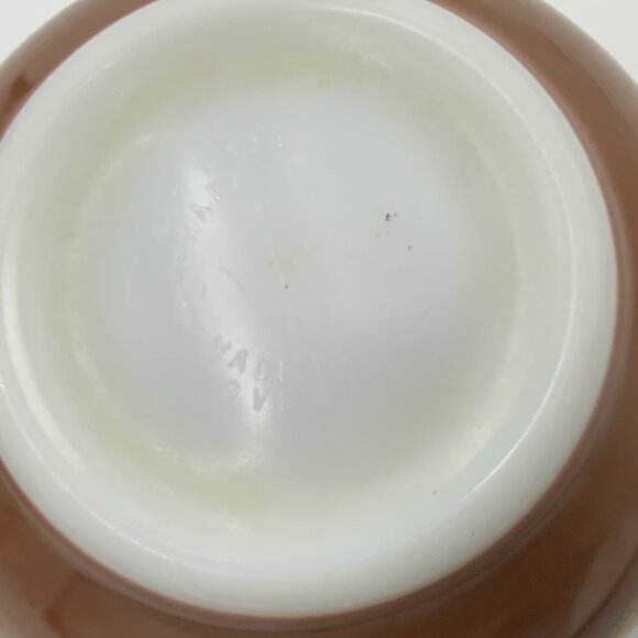 PYREX Early American Cinderella Mixing Bowl, #442, 1-1/2 QT, Brown & Gold - Picture 9 of 9